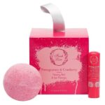 Fresh Line Promo Xmas '23 Pomegranate & Cranberry Candy Box Χειροποίητη Αναβράζουσα Μπάλα 120g & Αντιοξειδωτικό Balm για Χείλη 5.4g, 1σετ